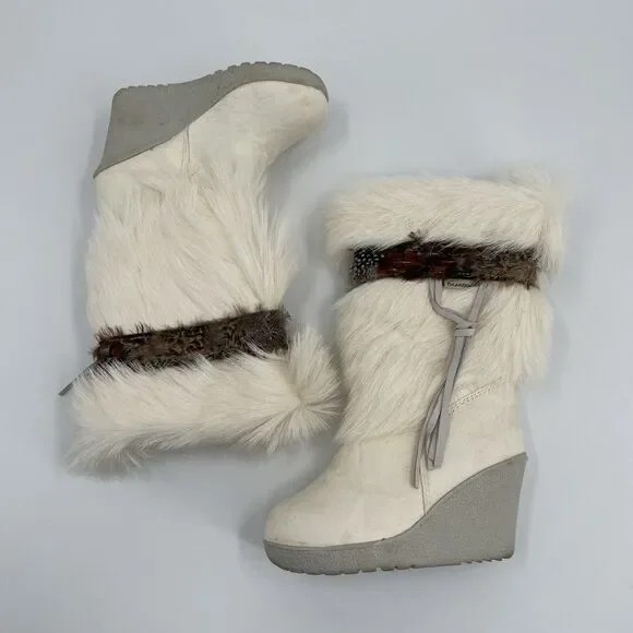 Bearpaw Wedge Goat Fur Winter Boots Womens 5 White Feathers - Picture 2 of 9